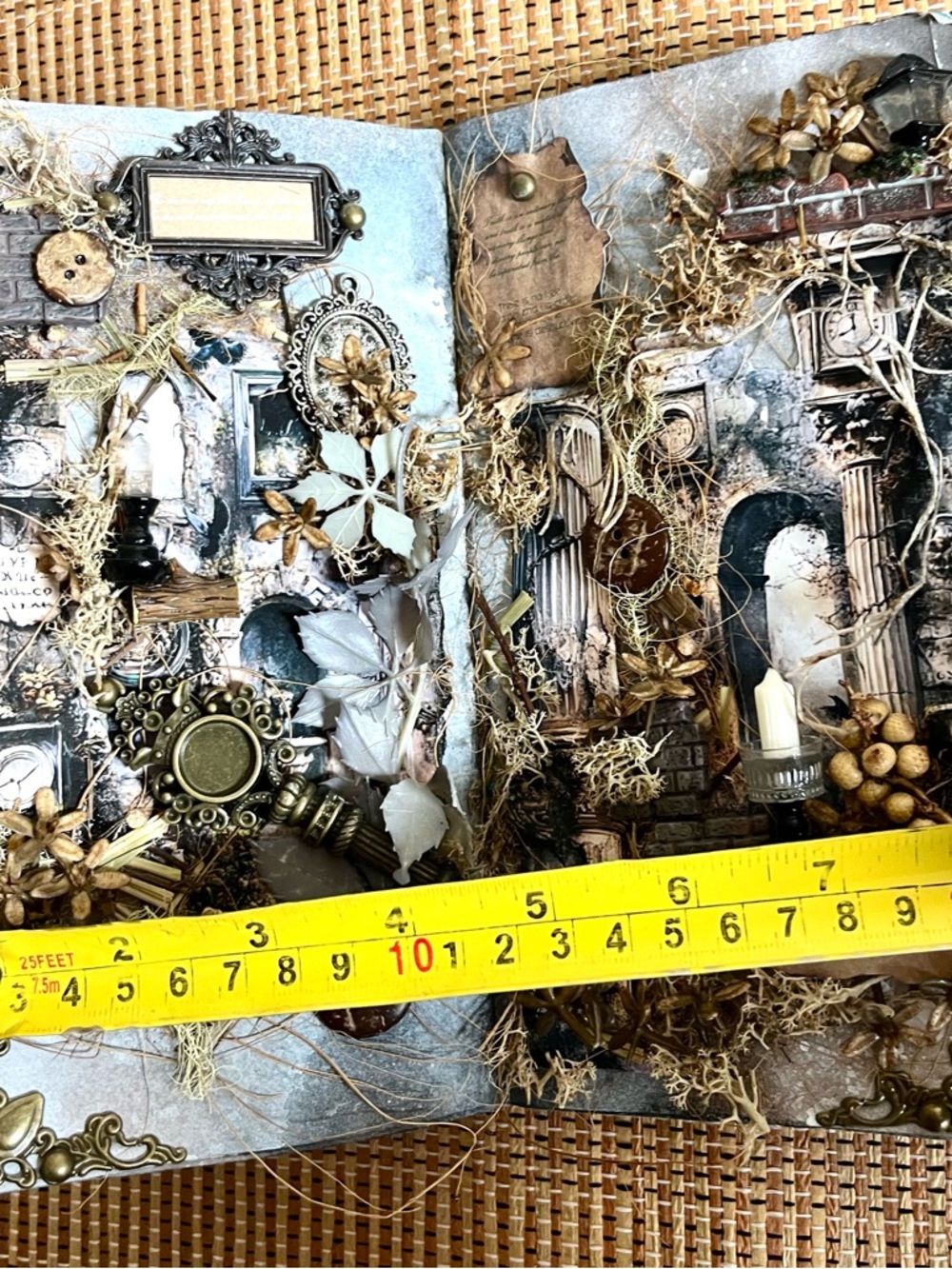 Handmade Junk Journal - Picture 11 of 13